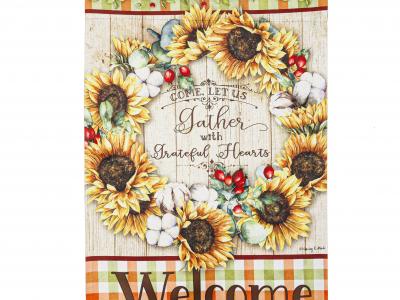 Farmhouse Wreath Garden Flag